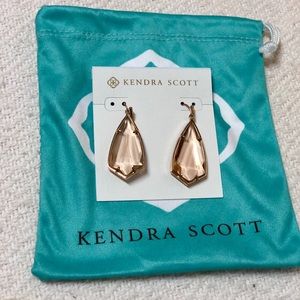 Kendra Scott Carla earring  in Rose Gold